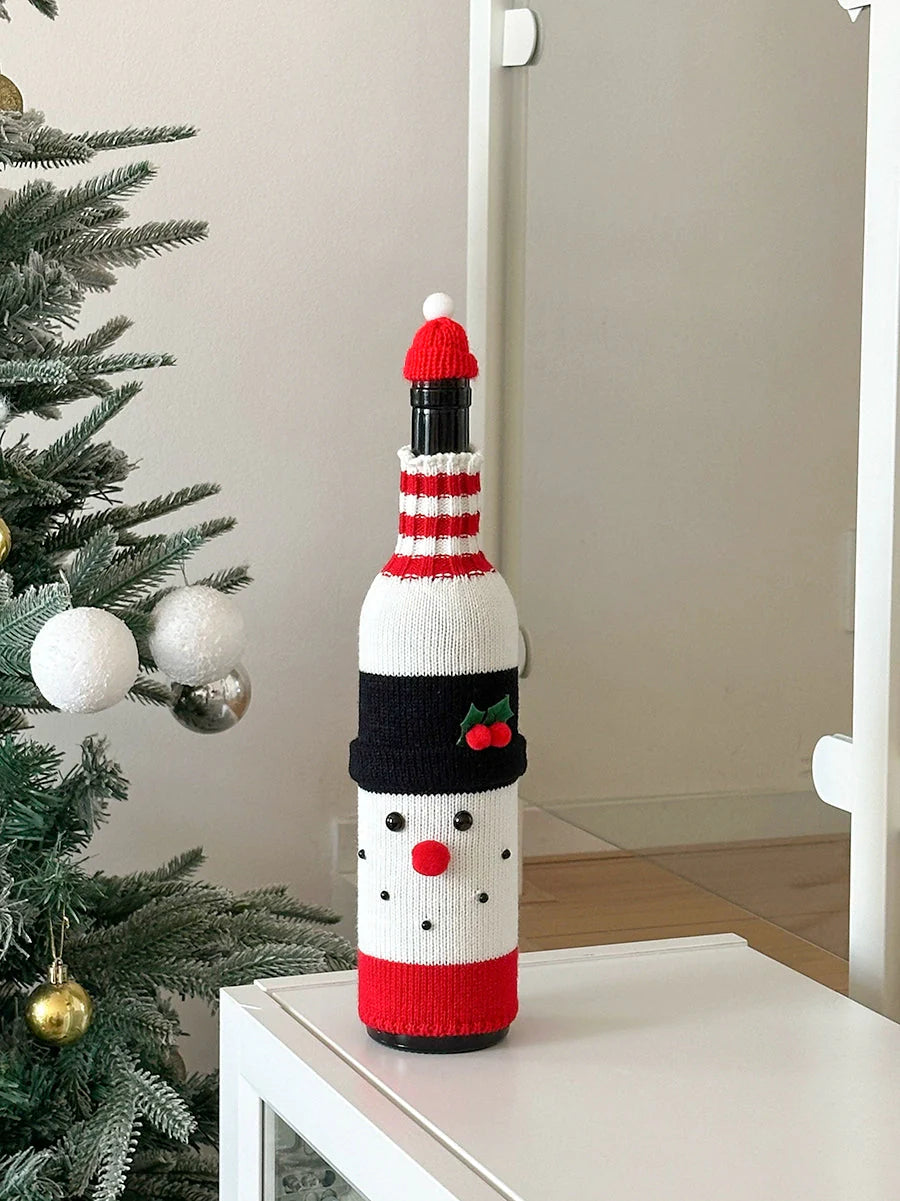 Christmas Wine Bottle Cover – Santa & Reindeer Holiday Wine Decoration Set